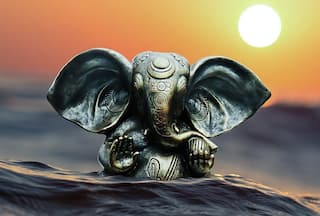 Ganesh Visarjan 2023 Date: डेढ़ दिन के लिए रखें हैं गणपति तो इस शुभ मुहूर्त में करें विसर्जन