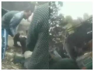 Jammu Kashmir: अनंतनाग में गाड़ी के अंदर जोरदार धमाका, 8 घायल
