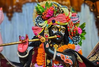 Janmashtami 2023 Right Time, Date And Shubh Mahurat - Should You Celebrate Today or Tomorrow?