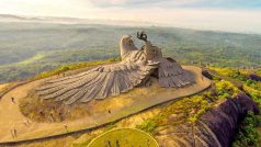 भारत में है दुनिया की सबसे बड़ी पक्षी मूर्ति, विदेशों से देखने आते हैं Tourist