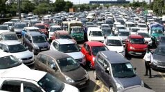 Traffic Advisory: नोएडा में आज भारी जाम की आशंका, जानिए किन रास्तों से आपको बचना चाहिए