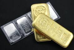 Gold Price Drops, Silver Goes Up; Demand For Both Metals To Rise During Festive Season