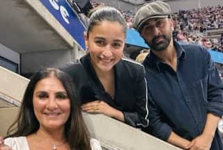MS Dhoni के बाद US Open देखने पहुंचे रणबीर और आलिया, हॉलीवुड सितारों संग बैठे नजर आए, देखें Video