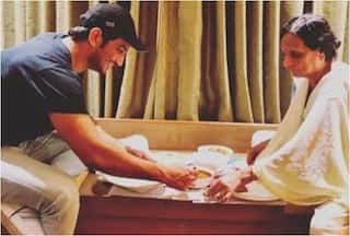 Sushant Singh Rajput's Unseen Photo Enjoying Aloo Paratha Makes SSR Fans Emotional