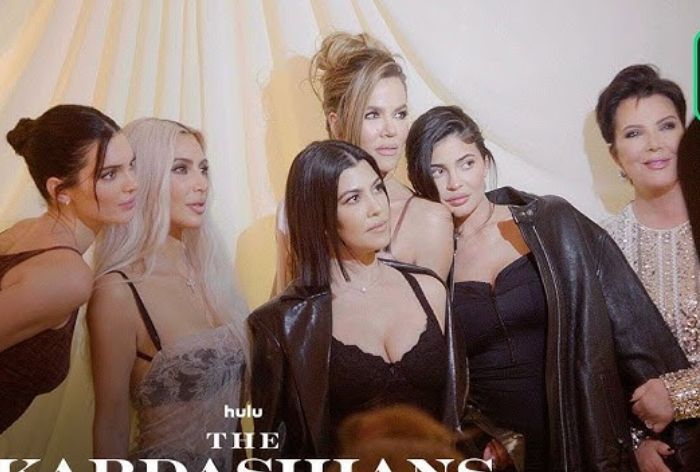 Kim Kardashian Goes Sexy And Hot as She Wears Ochre Colour Bralette And  Pant From Her Own Brand SKIMS