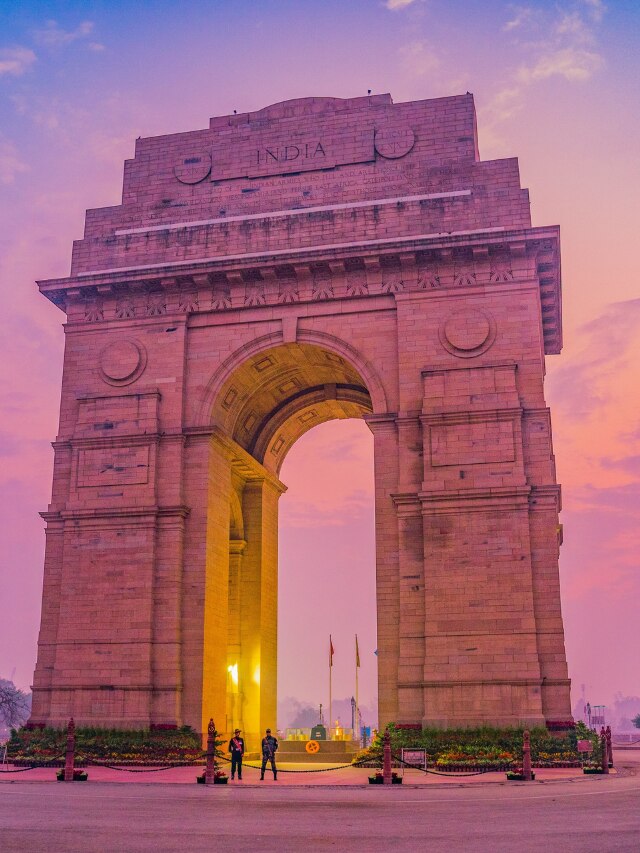 Top 10 Most Visited Monuments in India by Tourists