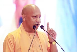 Madhya Pradesh Assembly Election 2023: मध्य प्रदेश में चुनाव प्रचार में उतरे यूपी के CM योगी आदित्यनाथ, विपक्ष पर कुछ ऐसे साधा निशाना