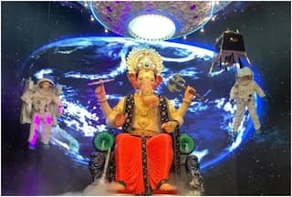 Chandrayan Theme Ganesh Pandal: इस साल चंद्रयान थीम वाले गणेश पंडालों की बढ़ी डिमांड, ऐसे सज रहीं प्रतिमाएं