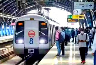 DMRC Starts Special Drive To Prevent Male Passengers' Entry Into Women-Only Coaches