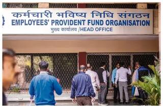 अगर आपकी बेसिक सैलरी है 10,000 रुपये और उम्र है 30 साल, तो यहां जानें-रिटायरमेंट पर कितना पैसा मिलेगा?