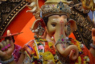 Ganesh Chaturthi 2023: गणेश चतुर्थी पर अपनों को भेजें ये खूबसूरत शुभकामना संदेश, गजानन की भक्ति में डूब जाएं