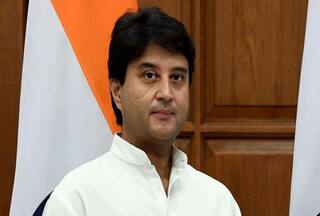 MP में सिंधिया के वफादार कांग्रेस में क्यों शामिल हो रहे? अब इस बड़े नेता का केंद्रीय मंत्री से मोह भंग