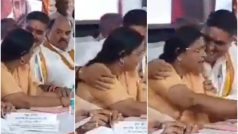 पहले हाथ पर हाथ रखा, फिर हंसते हुए दबाए कंधे... विधायक Mukta Raja के साथ BJP सांसद Satish Gautam ने सरेआम किया ऐसा; VIDEO VIRAL