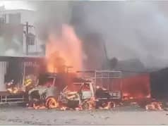 Bengaluru में पटाखा दुकान में भीषण आग, 12 लोग जिंदा जले, मृतकों के परिवार को मिलेगा मुआवजा