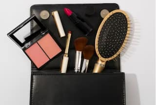 5 Shahnaz Husain-Recommended Beauty Essentials You Must Have in Your Handbag