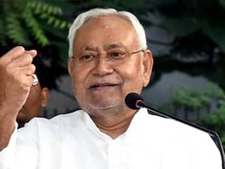 Nitish Kumar फिर बदलने वाले हैं पाला? जानें Bihar के CM के किस बयान से सियासी अटकलें हुईं तेज