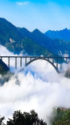 Top 10 Most Scenic Railway Bridges In The World