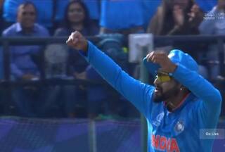 IND Vs NZ, ODI World Cup 2023: Shreyas Iyer Asks For Best Fielder's Medal After Sending Devon Conway Back - WATCH