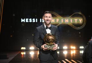 Lionel Messi ने रचा इतिहास, रिकॉर्ड आठवीं बार जीता Ballon D’or पुरस्कार