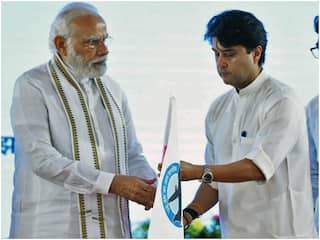 Jyotiraditya Scindia को MP के चुनावी रण में उतारेगी BJP? जानें सियासी गलियारों में क्या हैं अटकलें