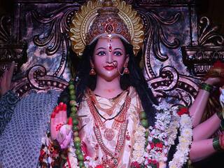 Lalita Panchami 2023: आज है ललिता पंचमी, इस शुभ मुहूर्त में करें पूजा और जानें महत्व