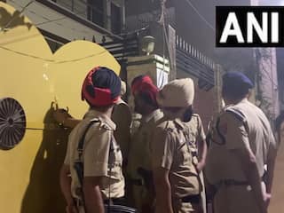 Punjab में फ्रिज की गैस लीक होने से धमाके के साथ घर में लगी आग, एक ही परिवार के 5 लोग जिंदा जले