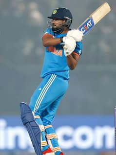 शॉर्ट बॉल पर कुछ ज्यादा सोच रहे श्रेयस अय्यर, इसलिए दबाव