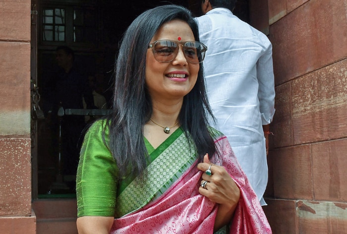 Cash-For-Query मामले में Mahua Moitra की संसद सदस्यता रद्द, कहा-