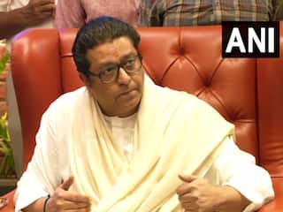 Raj Thackeray ने चेताया, अगर छोटे वाहनों से टोल बूथों पर वसूली नहीं रोकी तो टोल प्लाजा में आग लगा दी जाएगी