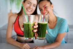 Osteoporosis Diet: 5 Effective Homemade Drinks to Strengthen Bone Health