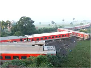 Indian Railways Cancels 8 Trains, Diverts 21 After Delhi-Kamakhya North East Express Derails | Full List