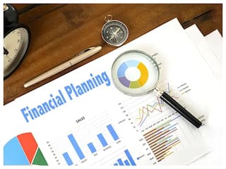 शादी करने के बाद खुशहाल जीवन के लिए करें फाइनेंशियल प्लानिंग, अपनाएं ये तरीके