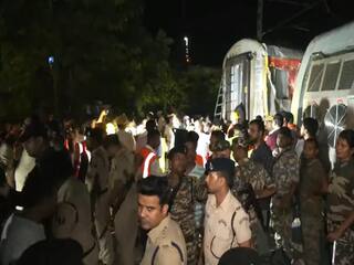 Bihar Train Accident: 4 Dead, Over 50 Injured As North East Express Derails In Buxar