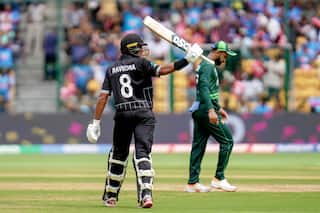 2023 विश्व कप गरज रहा है रचिन रवींद्र का बल्ला, PAKvsNZ मैच में बनाया ऐसा रिकॉर्ड जिसे छू भी नहीं पाया कोई कीवी बल्लेबाज