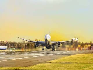 Ahmedabad Airport से आज इतने समय तक कोई फ्लाइट उड़ान नहीं भरेगी, जानें वजह