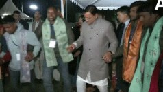 सुरंग से बचाए गए श्रमिकों के परिवार संग 'इगास बग्वाल' समारोह में जमकर झूमे उत्तराखंड के CM धामी, VIDEO वायरल