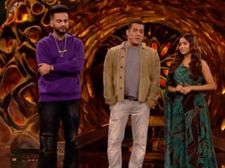 Bigg Boss 17 Video : विवादों के बीच Elvish Yadav ने Salman Khan संग लगाए ठुमके, वीकेंड का वार में अमीषा संग पहुंचे
