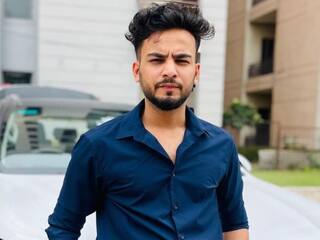 नोएडा पुलिस के सामने पेश हुए एल्विश यादव, तीन घंटे की पूछताछ में हुआ बड़ा खुलासा