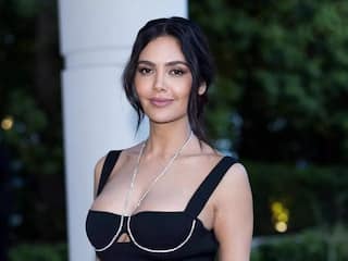 Esha Gupta : इस एक 'खिताब' को जीतने के बाद बदली ईशा गुप्ता की किस्मत, जानिए सुपरहॉट एक्ट्रेस की बॉलीवुड जर्नी