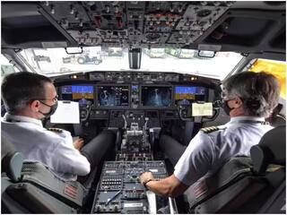 Mouthwash के बाद अब टूथ जेल का इस्तेमाल भी नहीं कर सकेंगे Pilot-क्रू मेंबर, जानें DGCA ने क्यों लगाई पाबंदी