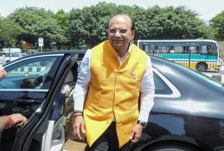 Delhi L-G Gives Green Light to First-Ever Cadre Restructuring For 13K Group C, B Employees