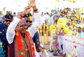 Madhya Pradesh में किसे मिलेगी कुर्सी, शिवराज के नाम पर इतना क्यों सोच रही BJP? सोमवार को सुलझ सकते हैं कई सवाल; विधायकों के साथ मीटिंग करेंगे केंद्रीय पर्यवेक्षक