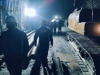 Silkyara Tunnel Collapse: PM मोदी ने टनल में फंसे 40 श्रमिकों के बारे में दोबारा ली जानकारी, रेस्क्यू ऑपरेशन जारी