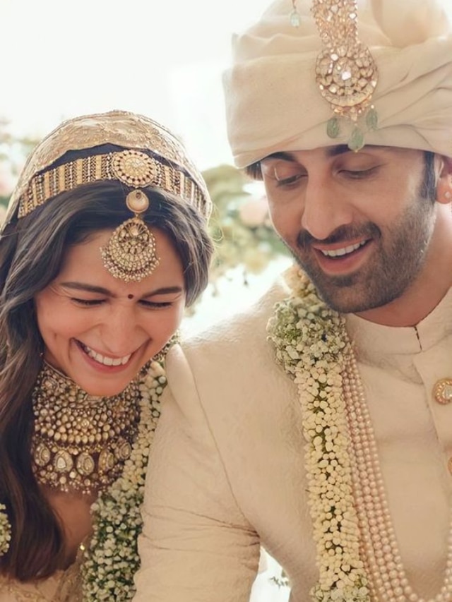 Ranbir Kapoor's 8 Adorable Pictures with Wife Alia Bhatt