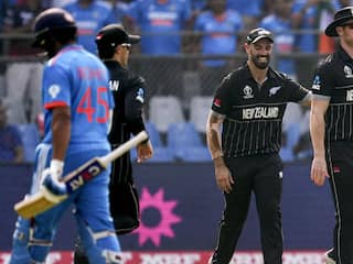 IND vs NZ: विलियमसन के कमाल के कैच ने किया रोहित की पारी का अंत, वानखेड़े में पसरा सन्नाटा