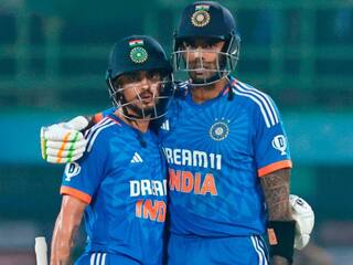 IND vs AUS 1st T20I: इंग्लिस के शतक पर भारी पड़ी सूर्या की कप्तानी पारी, रिंकू सिंह ने छक्का लगाकर भारत को दिलाई जीत