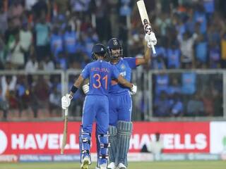 IND VS AUS: सीरीज जीतने के इरादे से उतरेगी टीम इंडिया, क्या ऑस्ट्रेलिया करेगी वापसी ?