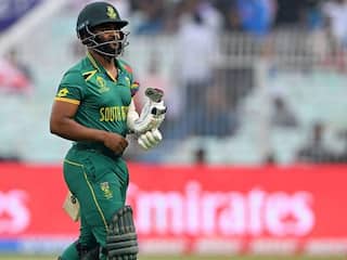 SA vs AUS: तेम्बा बवूमा का फ्लॉप शो जारी, पहले ही ओवर में स्टार्क ने किया डक पर चलता