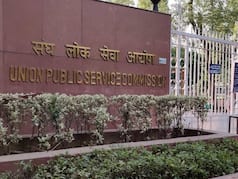 UPSC में ट्रांसलेटर, असिस्टेंट डायरेक्टर व कई पदों पर नौकरियां, कोई भी कर सकता है अप्लाई, इस शर्त पर मिलेगी नौकरी