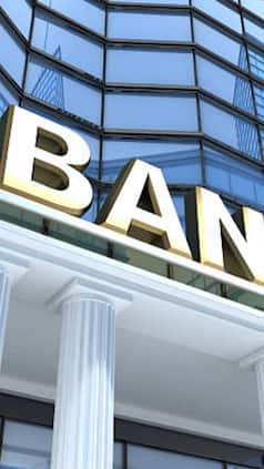 Loan Recovery के लिए बैंक एजेंट कर रहे हैं परेशान? ऐसे करें शिकायत